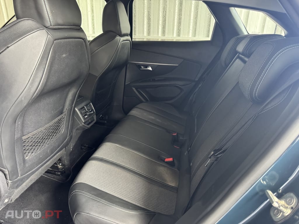 Peugeot 3008 1.5 BlueHDi Allure Pack EAT8