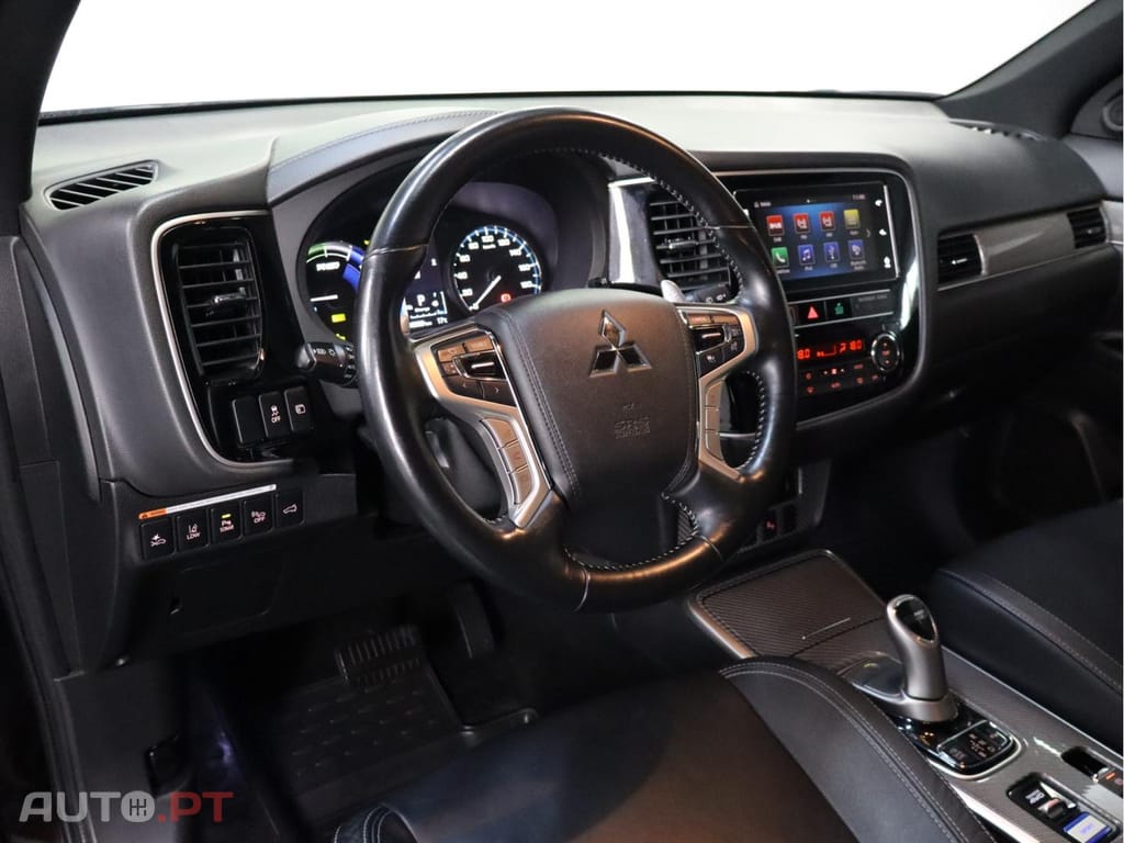 Mitsubishi Outlander 2.4 Mivec PHEV Instyle