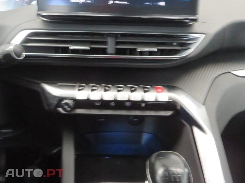 Peugeot 3008 1.5 BlueHDi Allure
