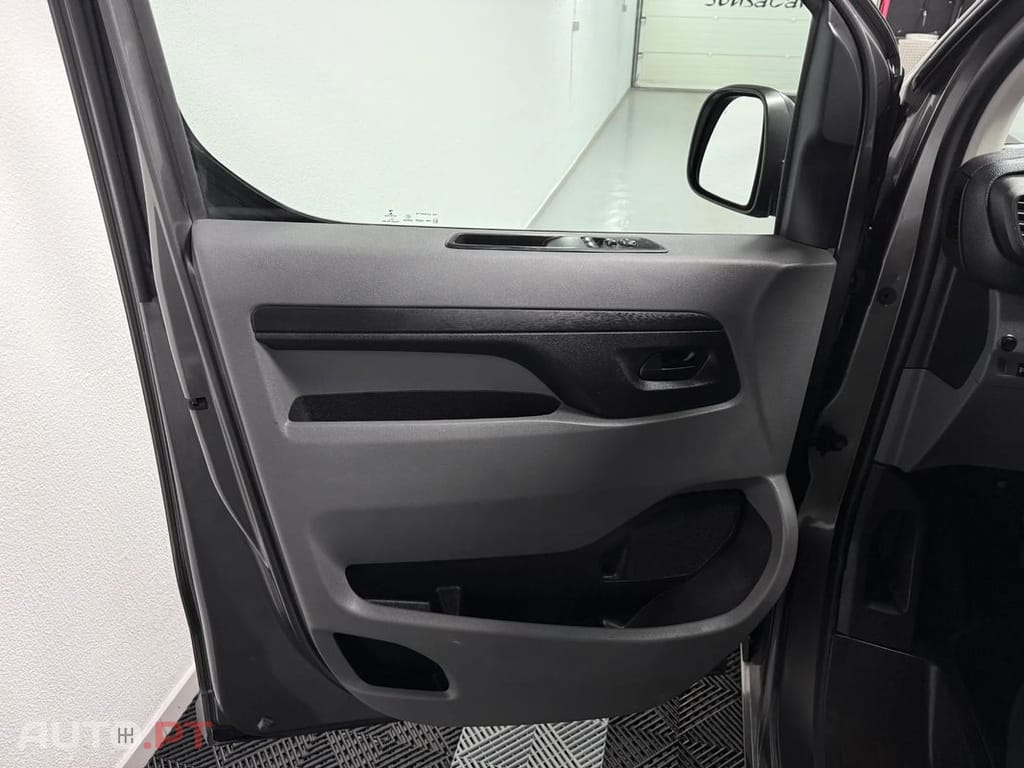 Peugeot Expert 1.5 BlueHDi 120Hp L2 Premuim 2 Slide Doors