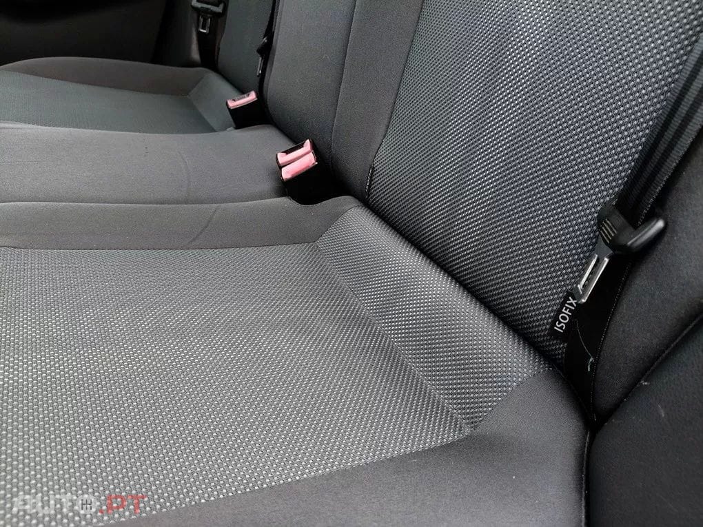 Volkswagen Polo 1.4 TDi Trendline — fotografia 23