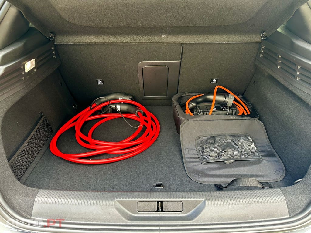Peugeot E-308 54 kWh GT
