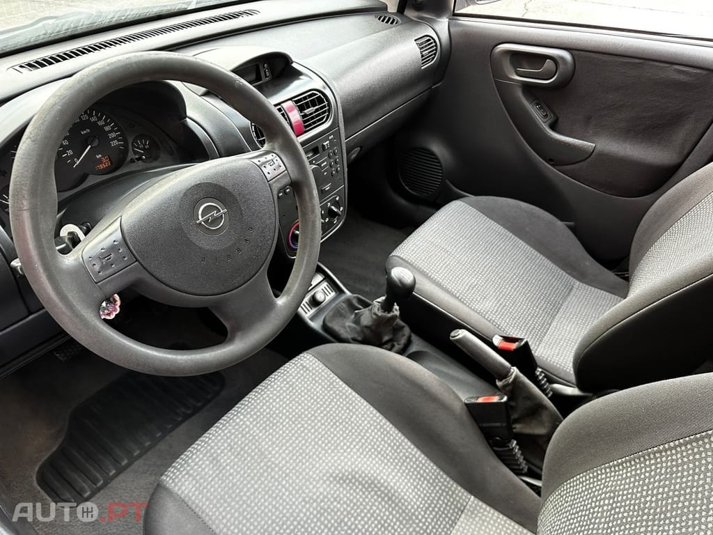 Opel Corsa 1.0 12V First