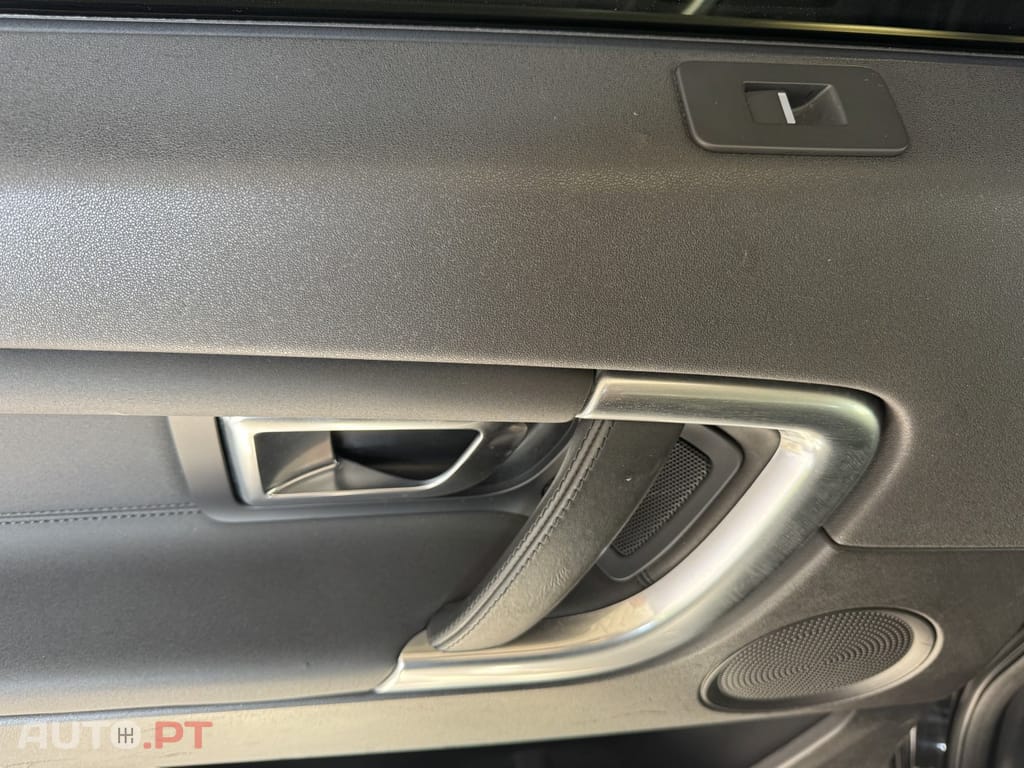 Land Rover Discovery Sport 2.2 SD4 HSE Luxury Auto — fotografia 13