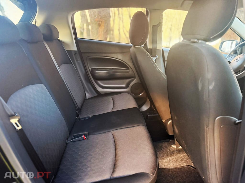 Mitsubishi Space Star 1.2 Intense Connect Edition