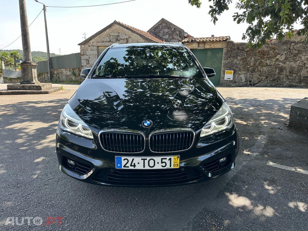 BMW 225 xe Line Sport