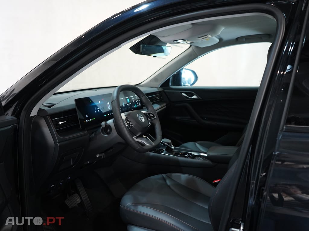 MG HS 1.5 T-GDI Plug In Hybrid Luxury