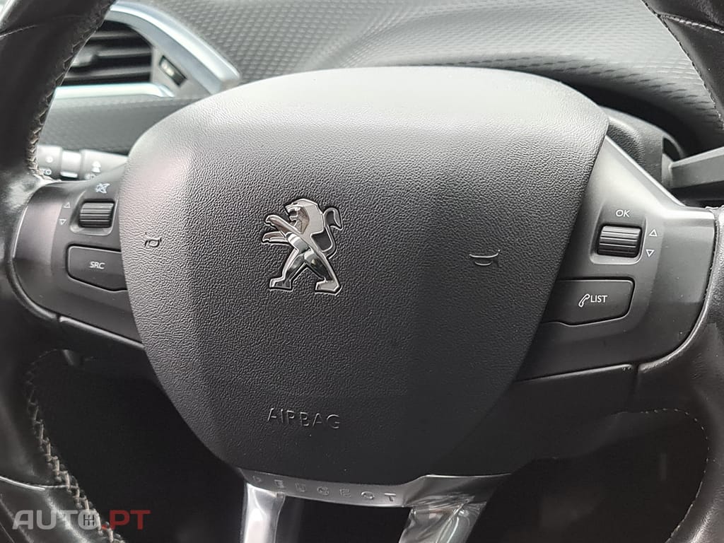 Peugeot 2008 1.6 BlueHDi Allure