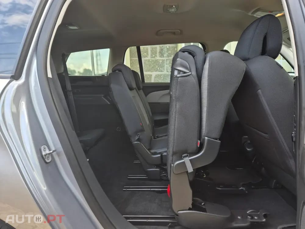 Citroen C4 SpaceTourer BlueHDi 130 Stop&Start SHINE