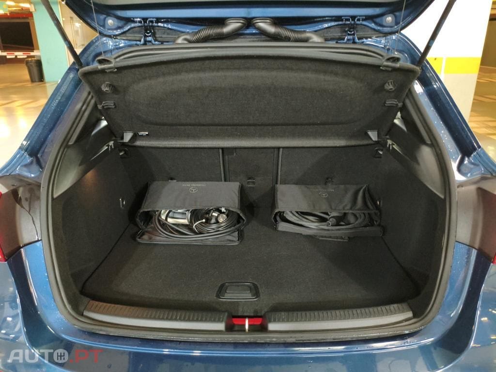 Mercedes-Benz A 250 e Style Plus