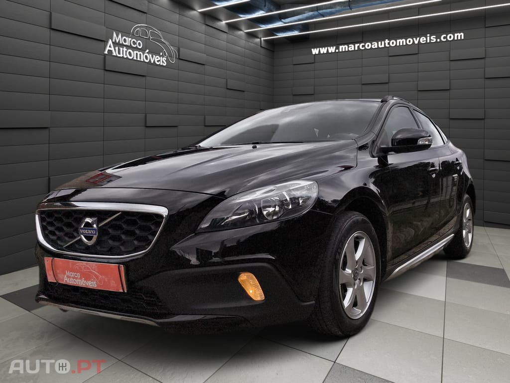 Volvo V40 Cross Country 2.0 D2 Momentum Geartronic