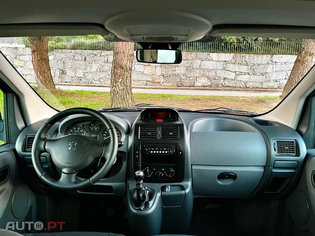 Peugeot Expert 2.0 HDi 229 L2H2