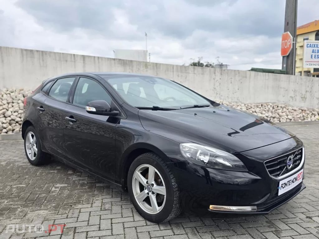 Volvo V40 2.0 D2 Kinetic Eco — fotografia 7