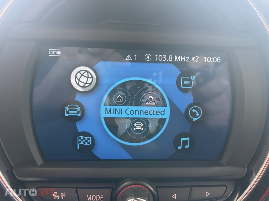 MINI Countryman Cooper SE ALL4 Auto — fotografia 13