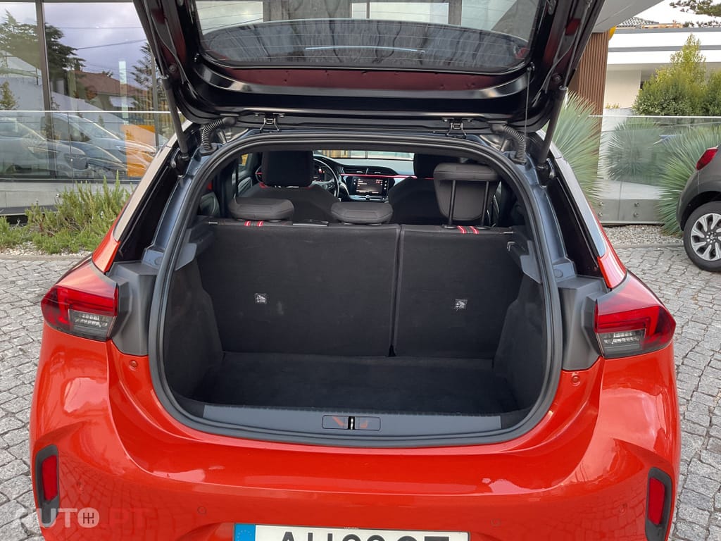 Opel Corsa 1.2 T Business Edition