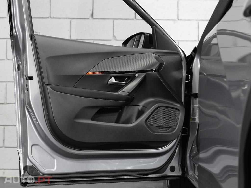 Peugeot 2008 1.2 PureTech Active