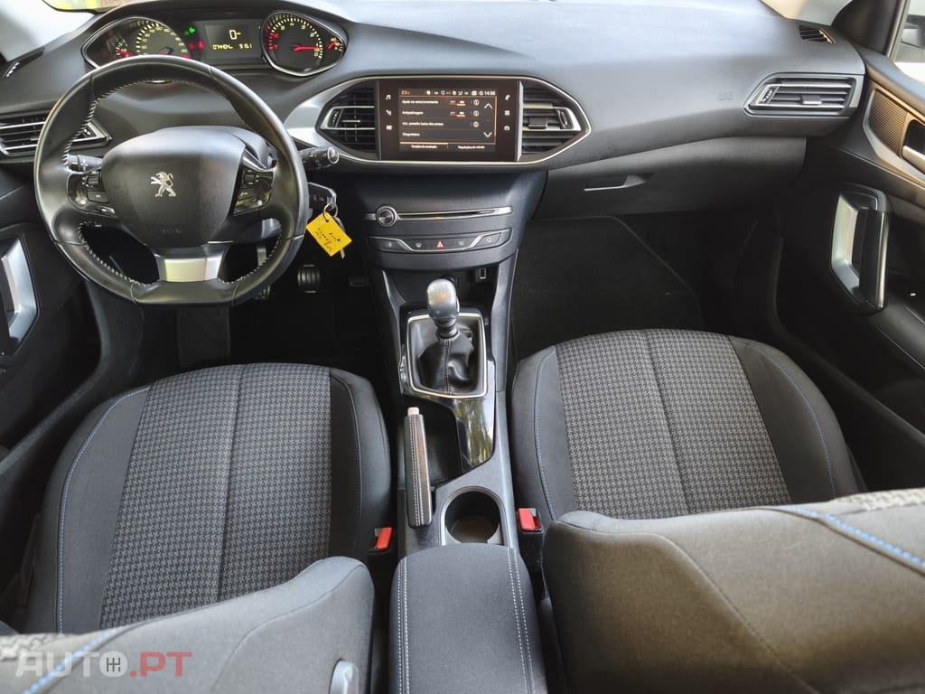 Peugeot 308 SW 1.2 PureTech Style