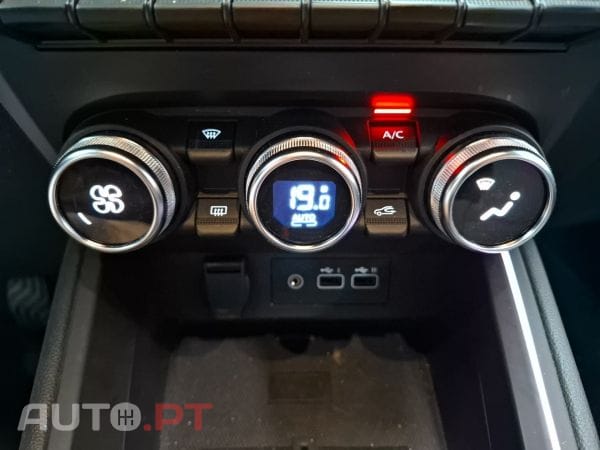 Renault Clio TCe 100 Bi-Fuel Techno