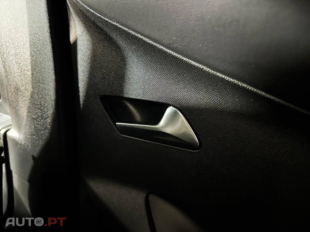 DS DS3 Crossback E-Tense Performance Line