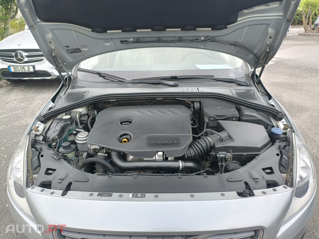 Volvo V60 1.6 D2 Drive Momentum Start/Stop