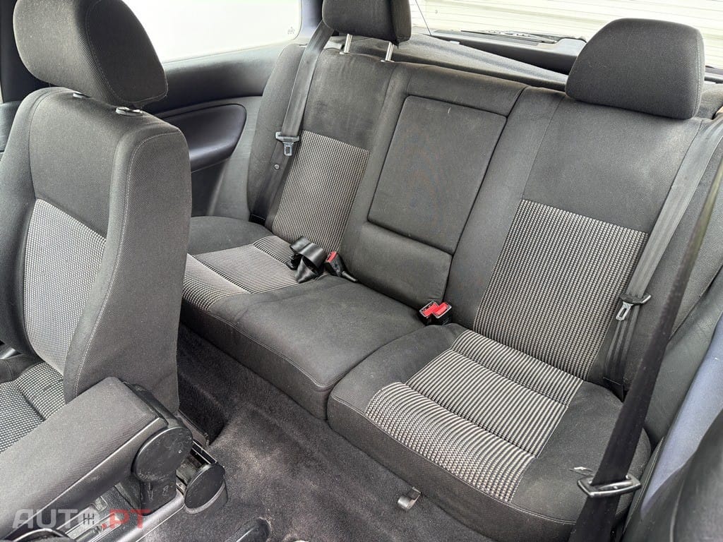 Volkswagen Golf 1.9 TDi Highline