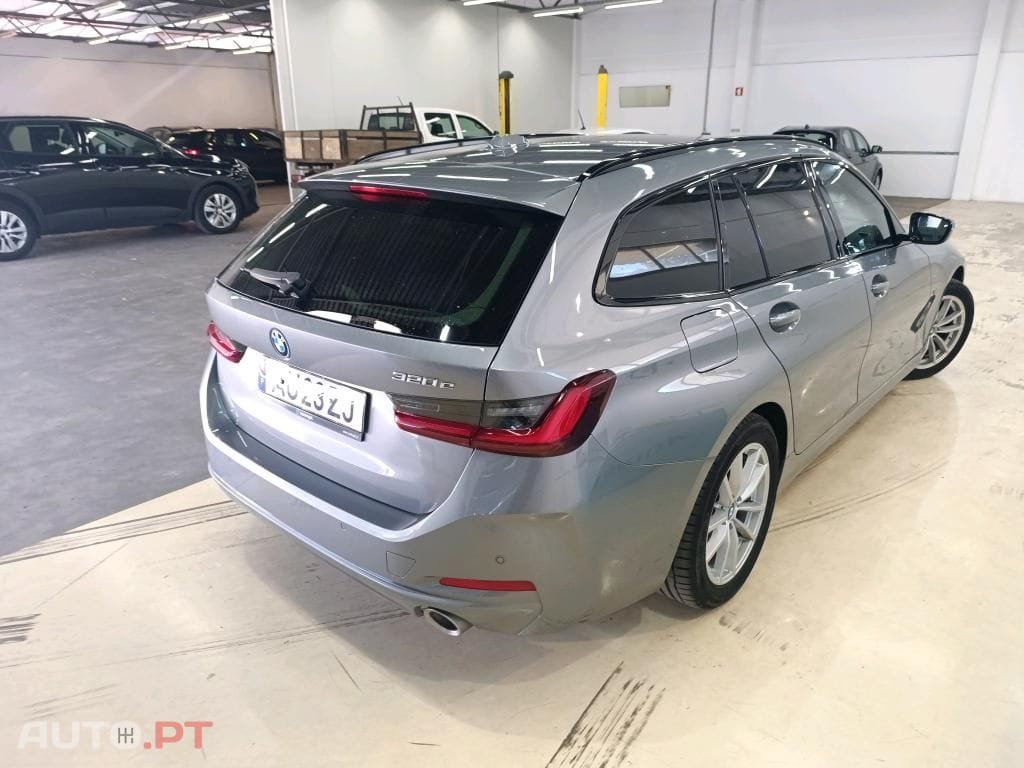 BMW 320 e Auto