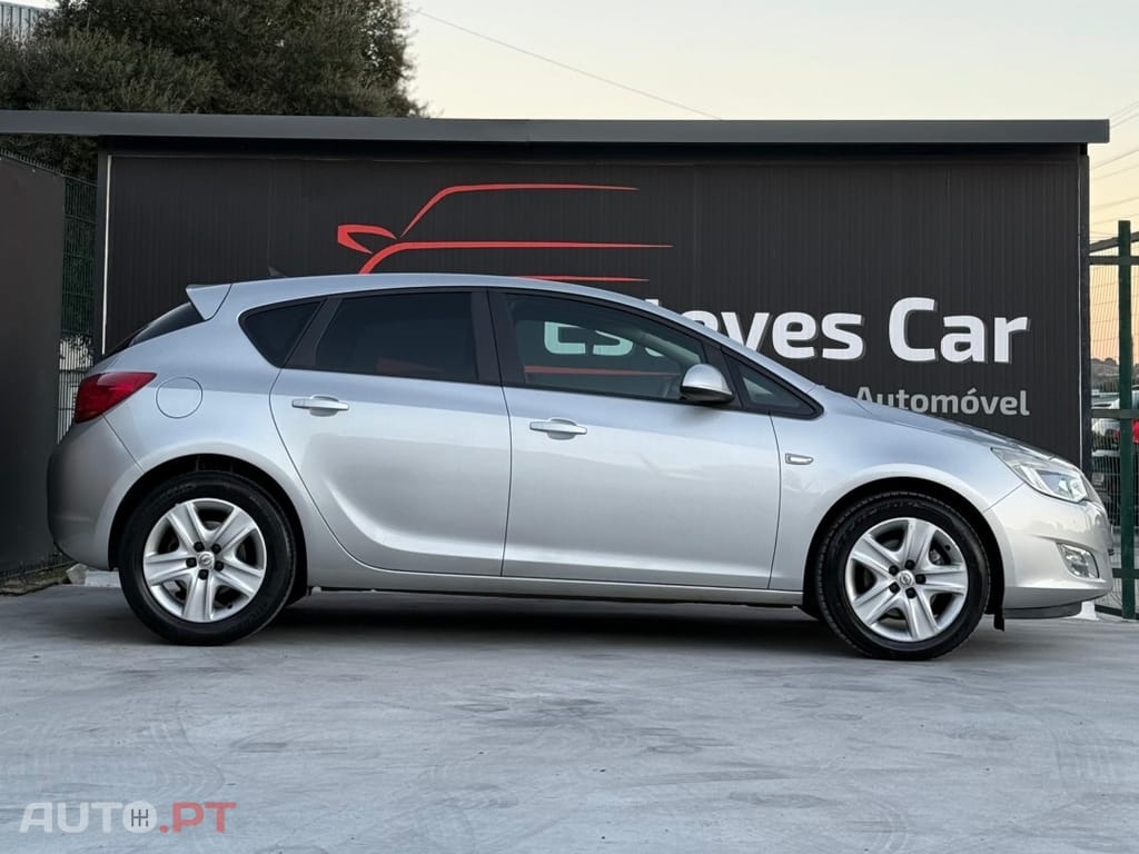 Opel Astra 1.7 CDTi Selection Business