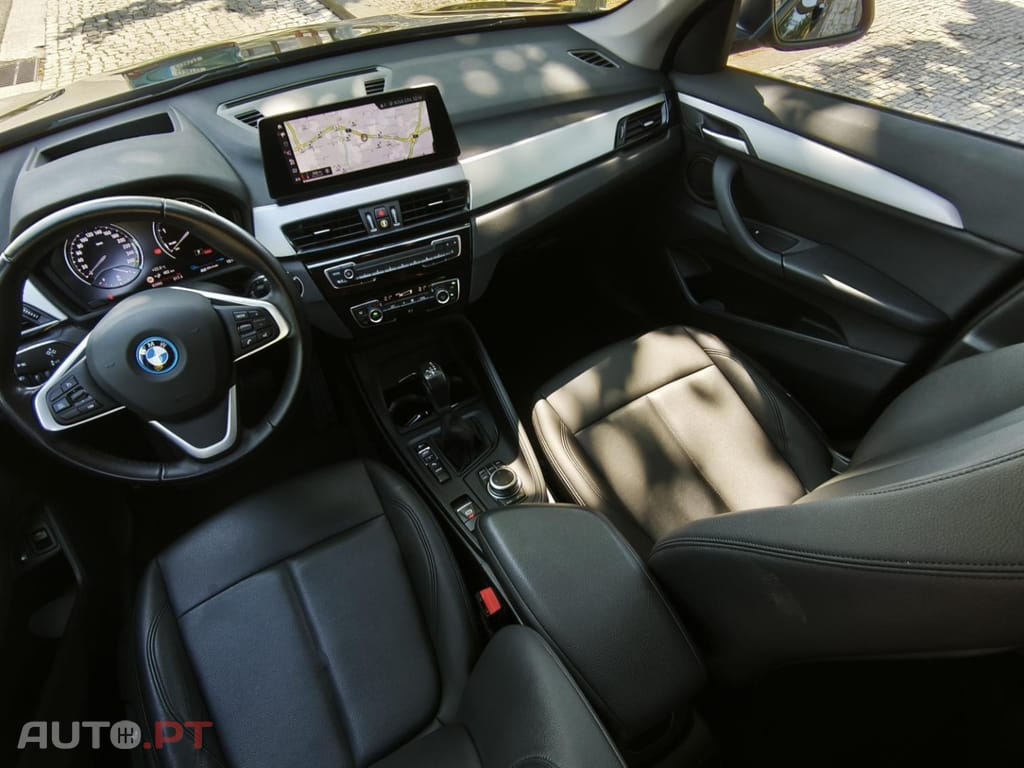 BMW X1 25 e xDrive Corporate Edition