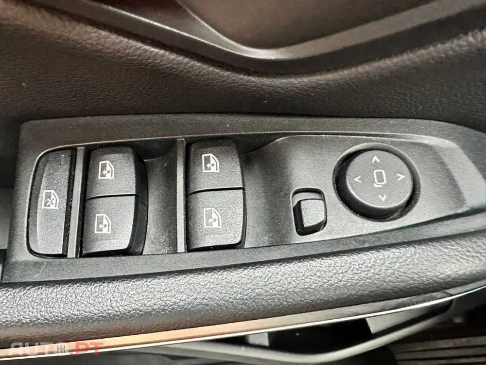 BMW 320 e Line Sport Auto