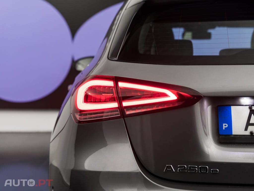 Mercedes-Benz A 250 e Style Plus