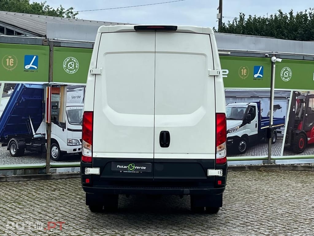Iveco Daily 35 - 180 CAIXA AUTOMATICA
