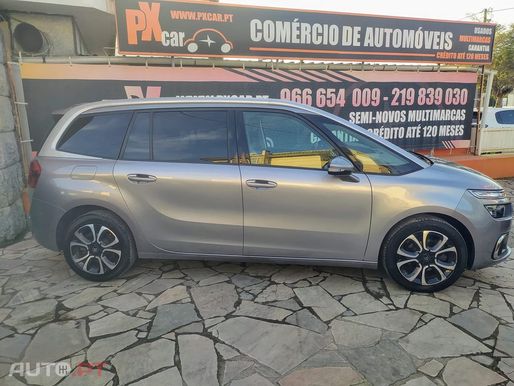 Citroen C4 SpaceTourer 1.5 BlueHDI Shine( 7 Lug)