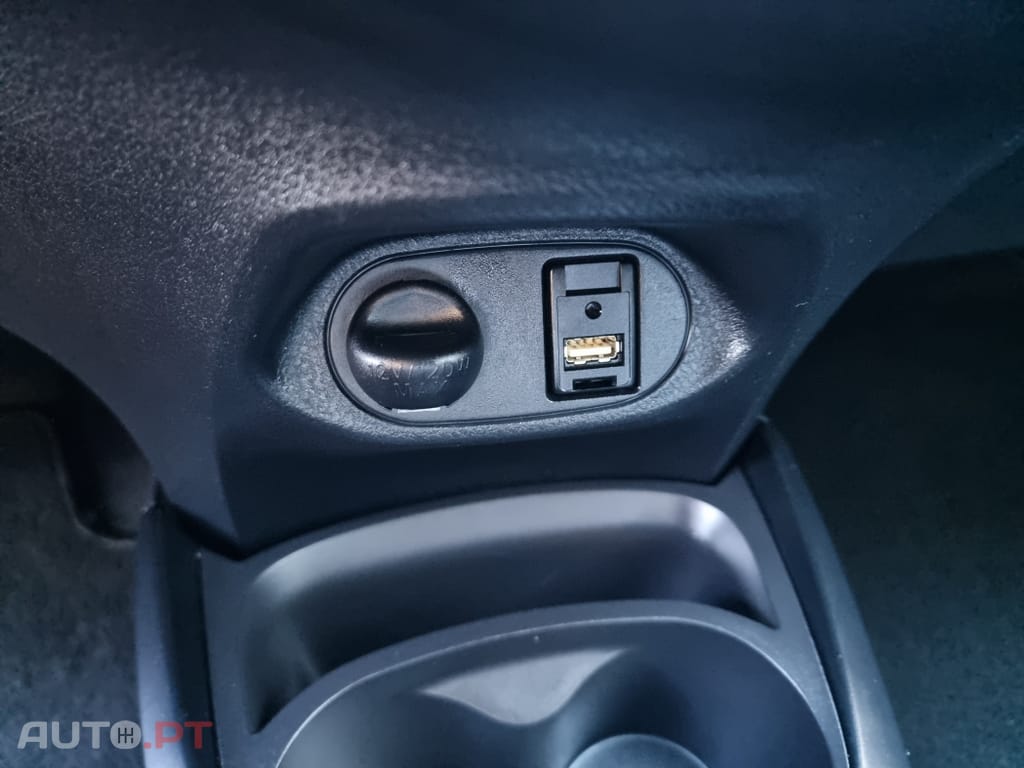 Toyota Yaris 1.5 HSD Comfort+P.Style