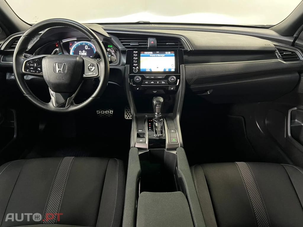 Honda Civic 1.0 i-VTEC TURBO CVT ELEGANCE NAVI