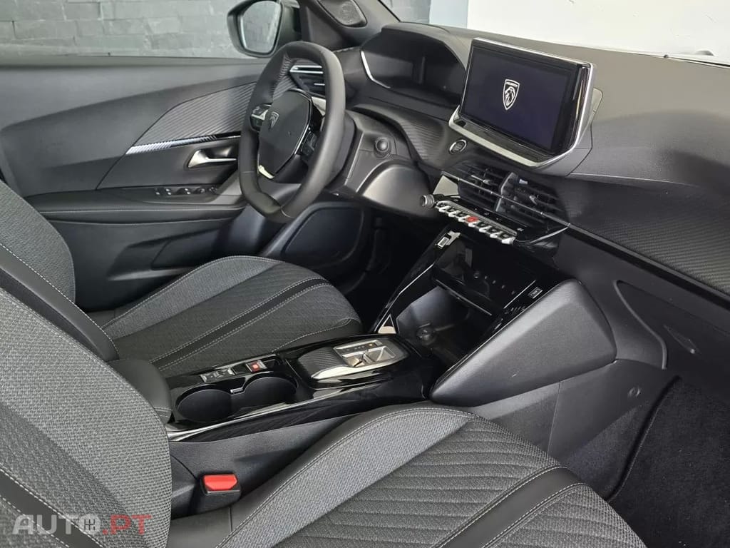 Peugeot E-2008 54 kWh Allure