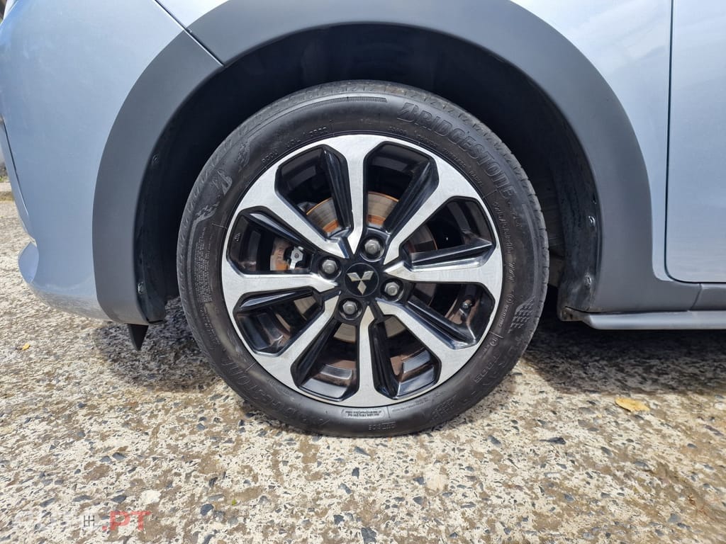 Mitsubishi Space Star 1.2 Intense Cross
