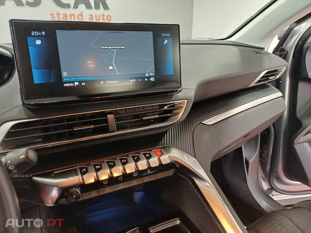Peugeot 3008 1.5 BlueHDi Allure EAT8