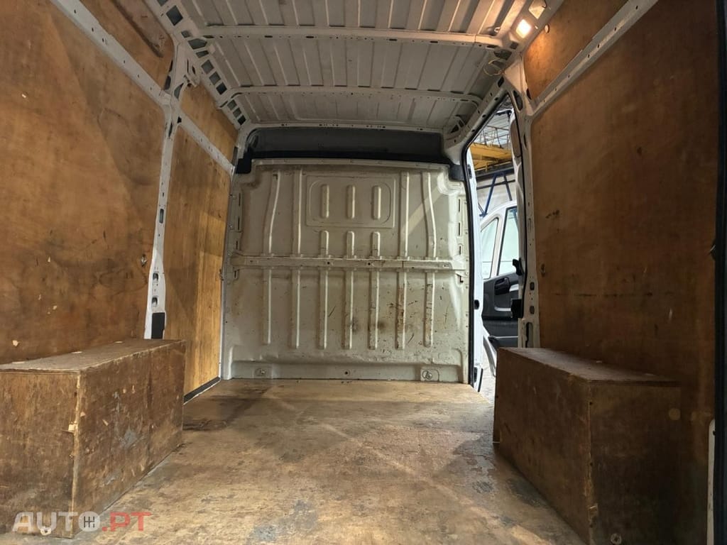 Peugeot Boxer 2.2 BlueHDi 333 L2H2 Premium