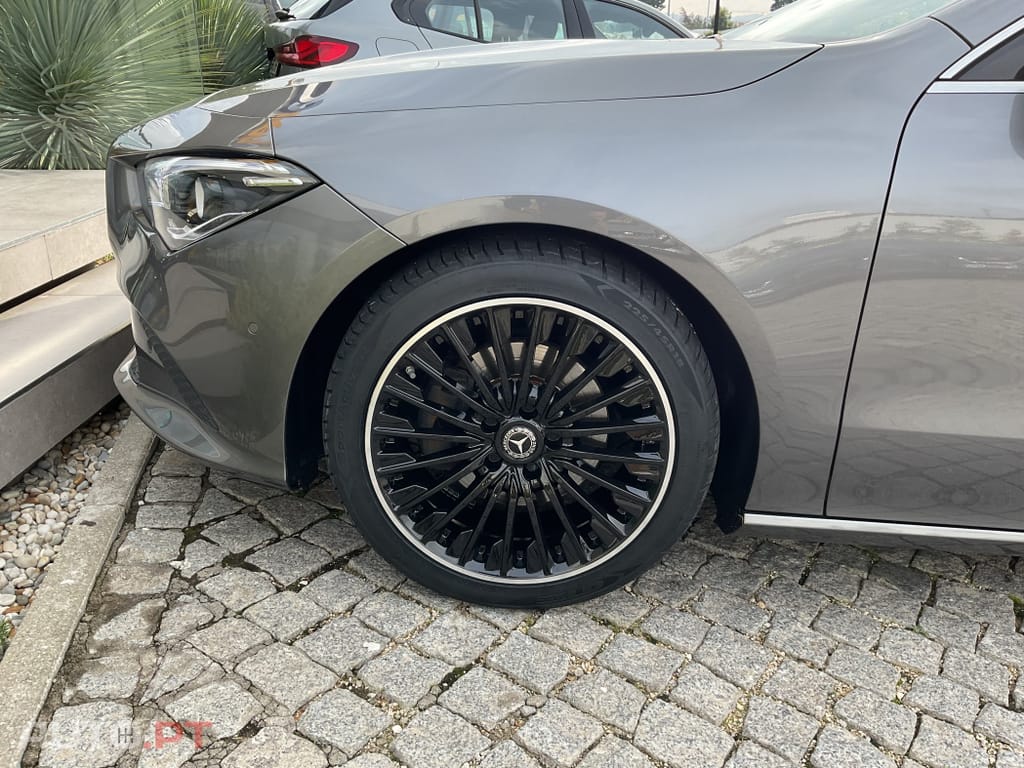 Mercedes-Benz CLA 180 d Shooting Brake Business Solutions