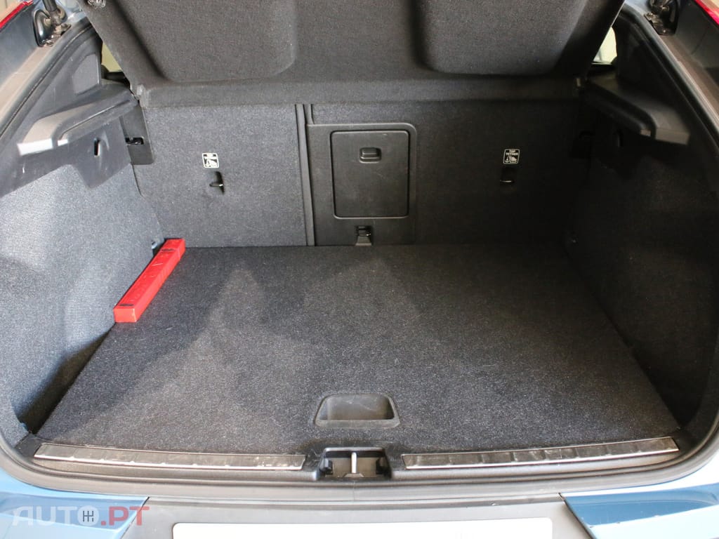 Volvo C40 Recharge Extended Range Core