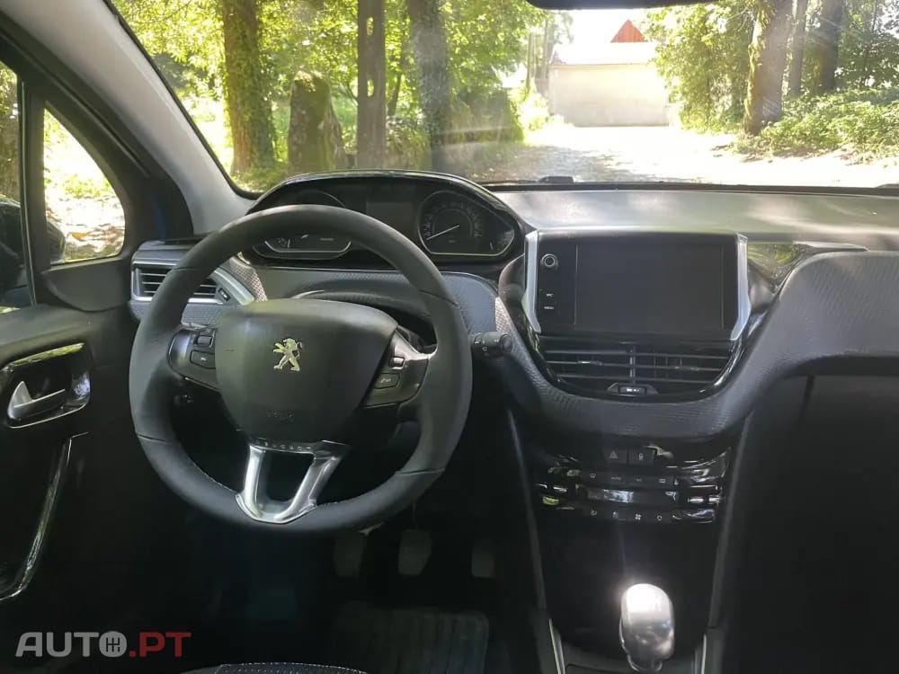 Peugeot 208 1.6 BlueHDi Allure