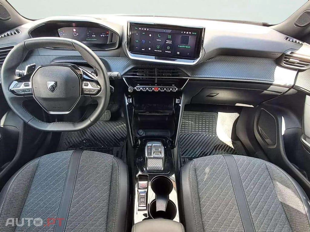 Peugeot 2008 1.2 PureTech Allure EAT8