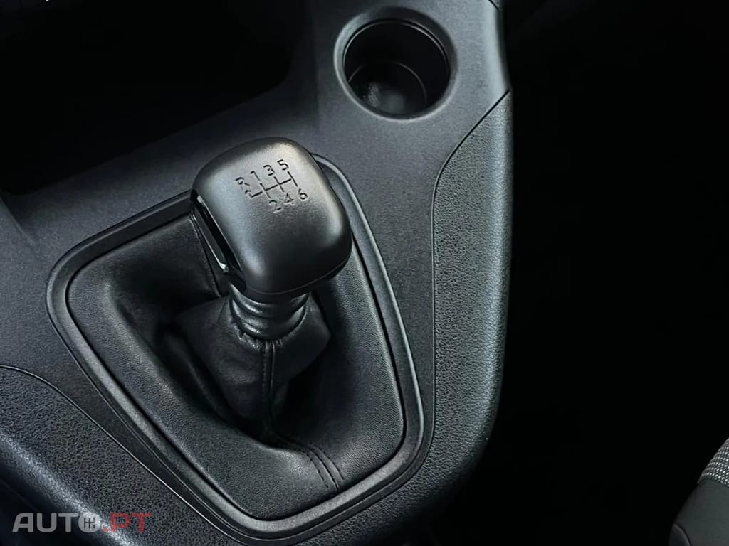 Fiat Doblo 5 LUGARES LONGA
