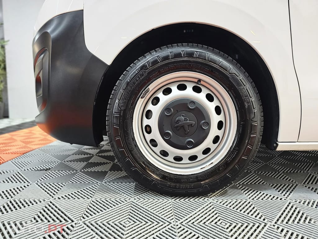 Peugeot Expert 1.5 BlueHDi L2H1 Standard