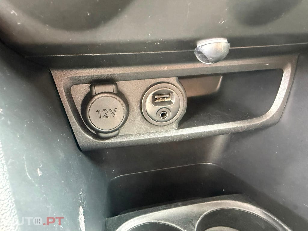 Peugeot 208 1.6 BlueHDi Style