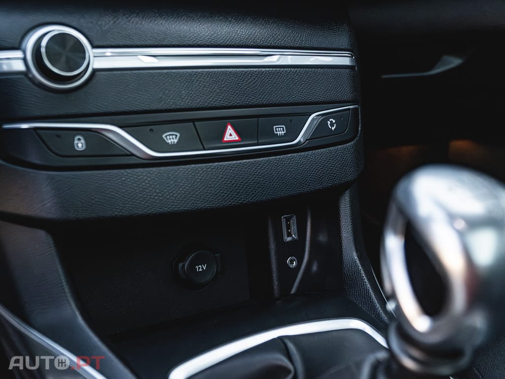 Peugeot 308 1.6 BlueHDi Allure