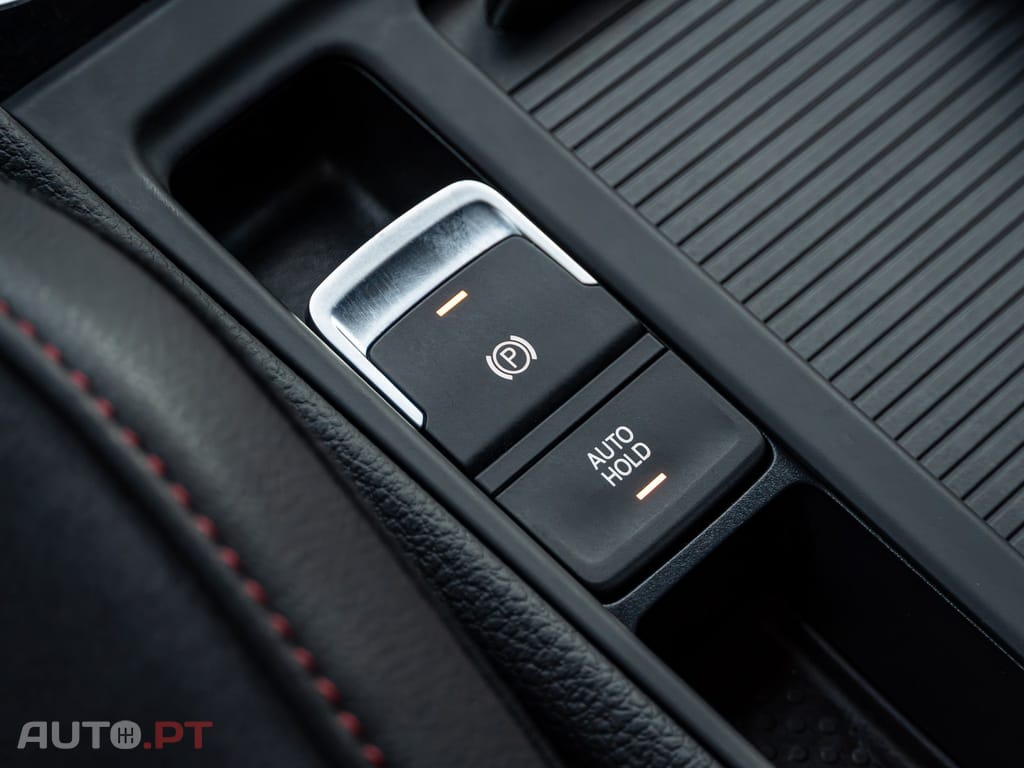 Volkswagen Golf 2.0 TSI TCR DSG