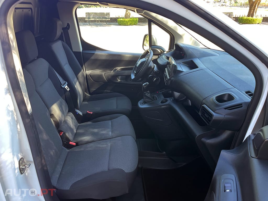 Peugeot Partner 1.5 HDI IVA Dedutível