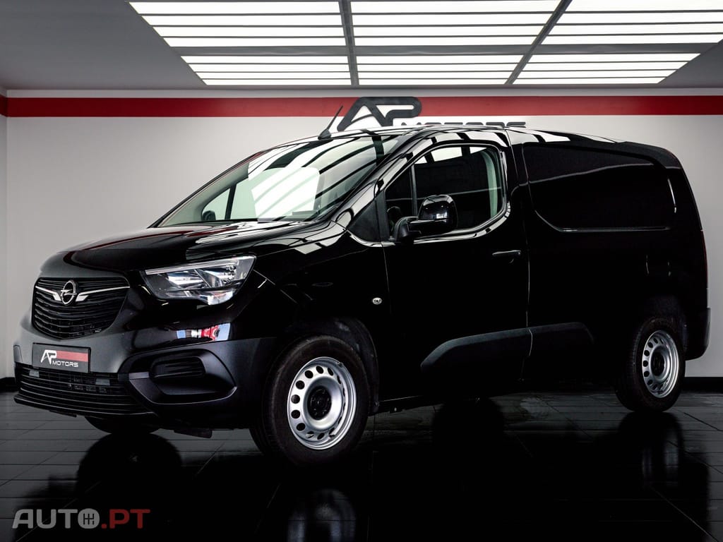 Opel Combo 1.5 CDTi L2H1 Essentia