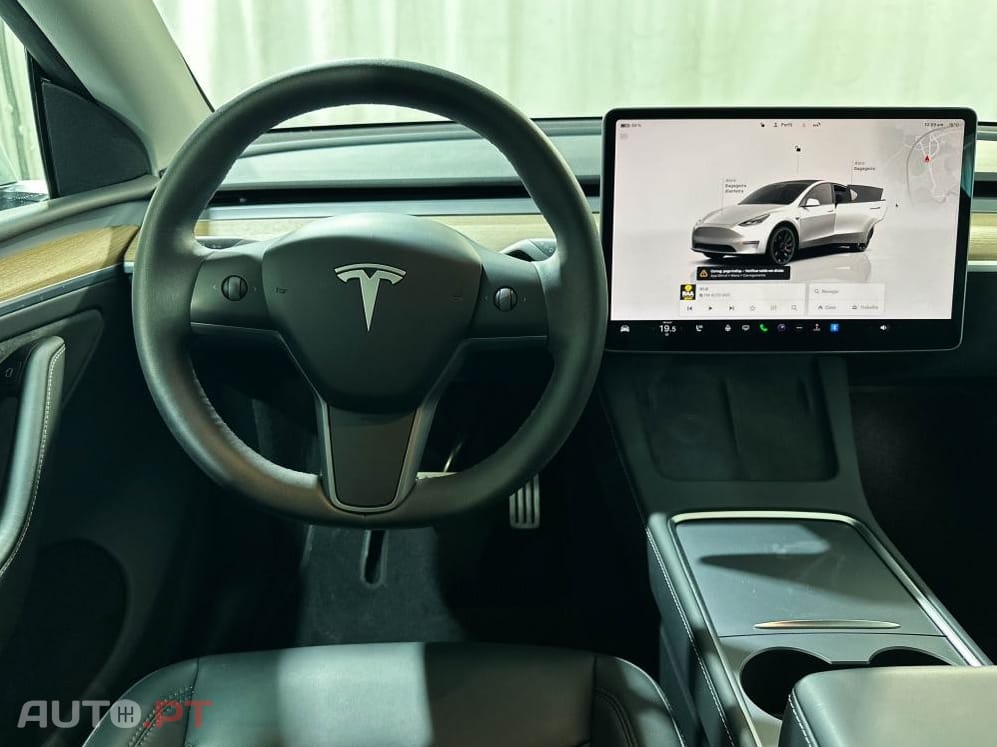 Tesla Model Y Performance Dual Motor AWD